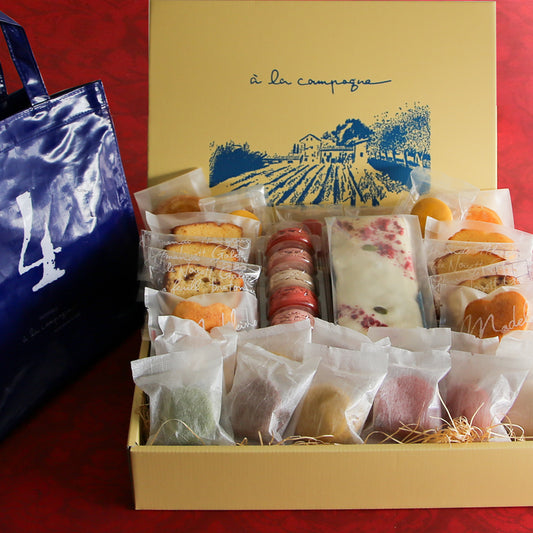 福袋2026(お菓子31個詰め合わせ、トートバック付き)