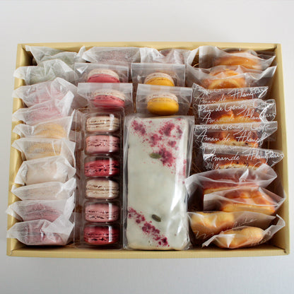 福袋2026(お菓子31個詰め合わせ、トートバック付き)