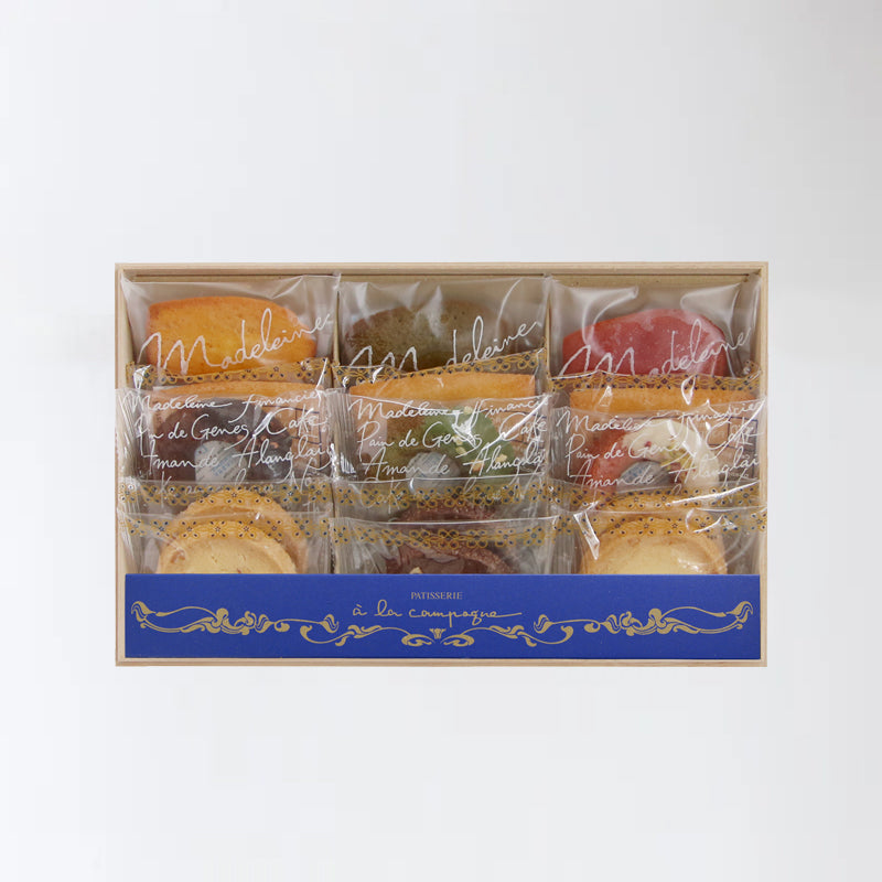 クリスマス仕様】コフレグーテ | 焼き菓子詰合せ・神戸のお土産 | アラ